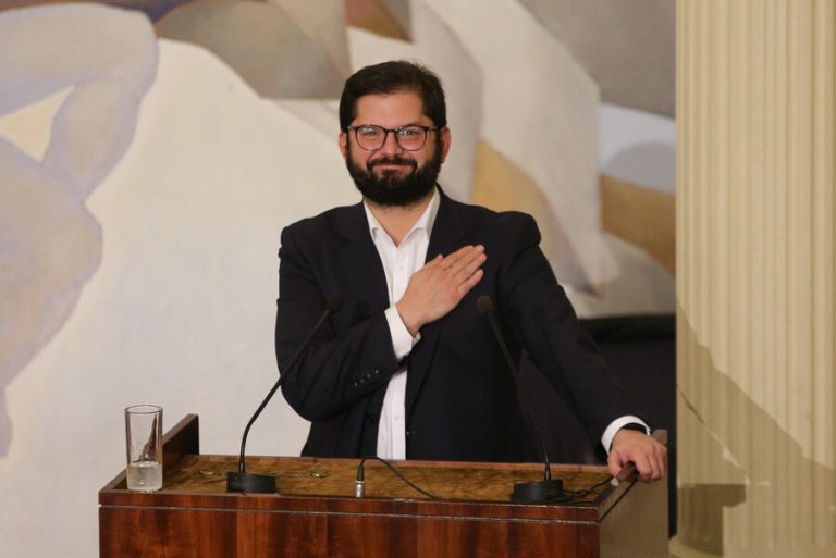 Pdte. Gabriel Boric fue elegido como una de las 100 personas más influyentes del mundo por la revista TIME