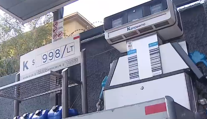 Bencineras: ¿Bajaron realmente los precios de la parafina?