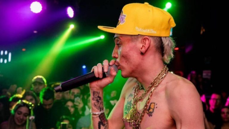 “Uno no solo es fiesta y adicciones como dicen…”: Marcianeke emitió potente reflexión y adelantó nuevo single