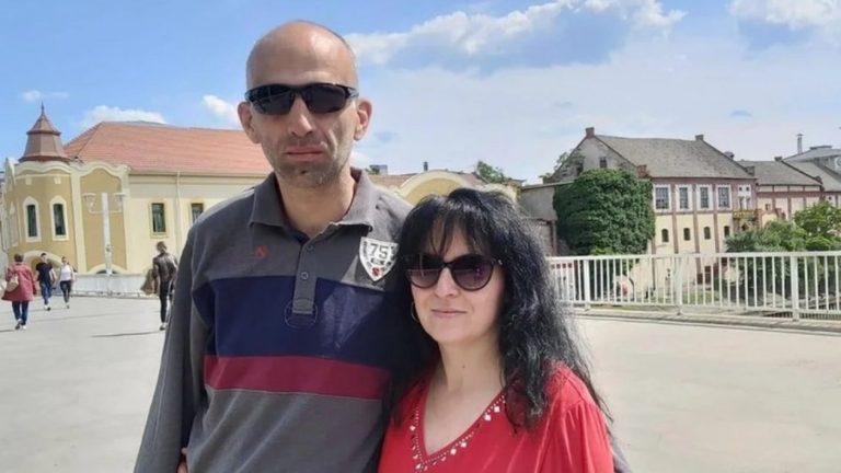 Horror en Serbia: Mujer drogó a su marido, le amputó sus partes íntimas y lo cocinó en un sartén
