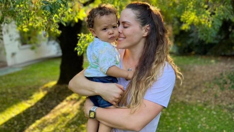 Necesita salir del país junto a su hijo: El difícil momento que vive Natalia Duco