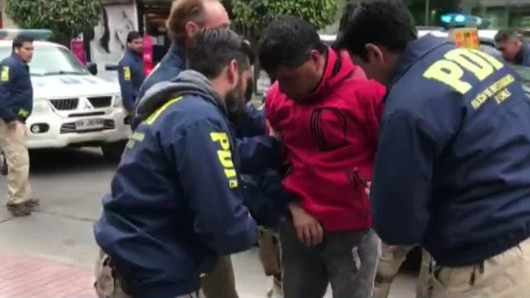 Comienza el juicio contra el 'psicópata del colectivo' en Copiapó; arriesga tres cadenas perpetuas