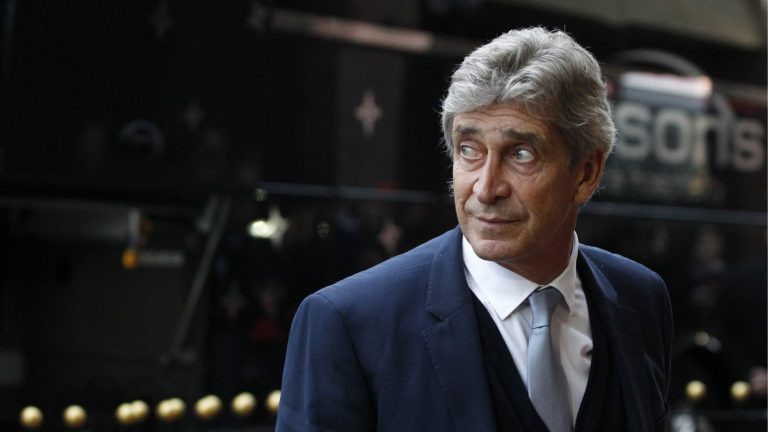 Un premio a su gran campaña: Manuel Pellegrini es elegido como el Mejor Técnico de la liga española