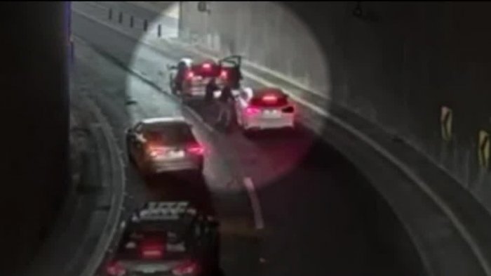 Violenta encerrona: Mujeres fueron asaltadas al interior del tunel del Acceso Sur