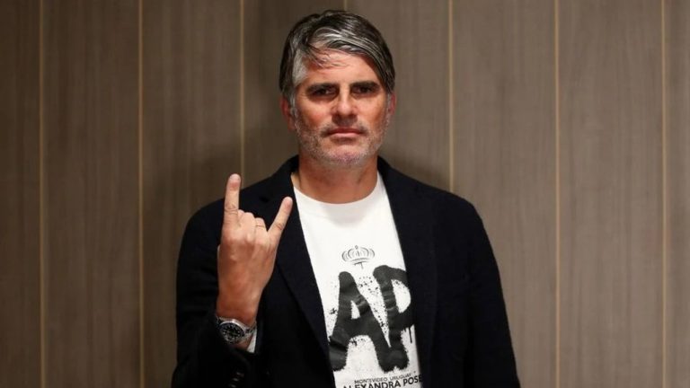 Diego López es presentado como nuevo técnico de la U: “La entrega no se negocia”