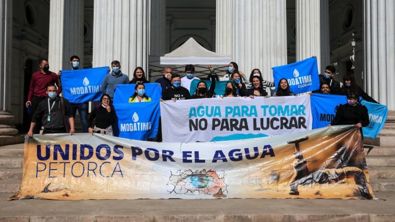 Desprivatización del agua: Pleno de la Convención aprobó deber del Estado de protegerla