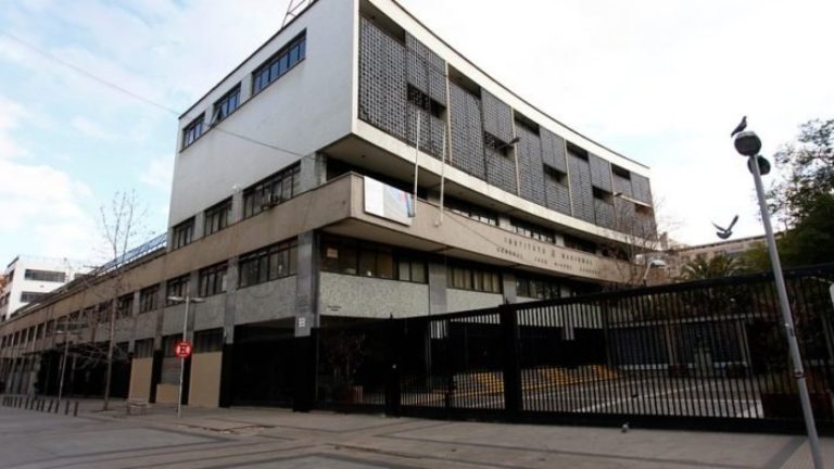 Piden mejoras estructurales: Alumnos se tomaron nuevamente el Instituto Nacional