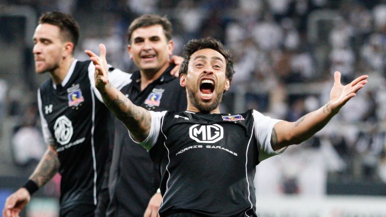 “Ctm, tu lugar es rogar para que tu equipo no descienda”: Jorge Valdivia insulta con todo a hincha de la U en Twitter