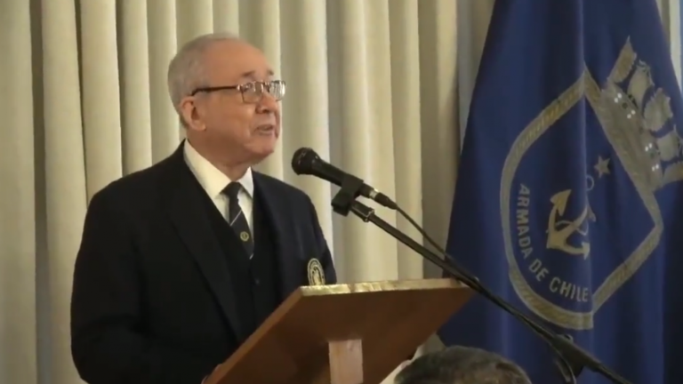 Tras polémico llamado: Presentan denuncia por el delito de sedición en contra de almirante (r) Vergara