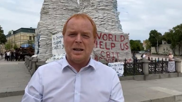 Miembros del Partido Republicano visitan Ucrania: 