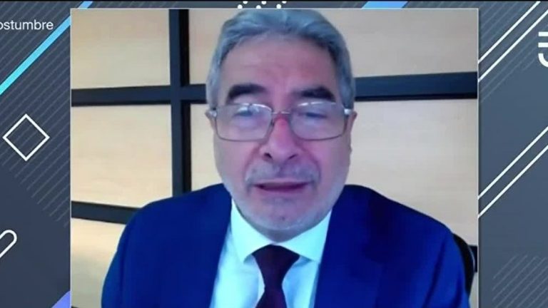 Relativizó abuso contra estudiante: Seremi de Eduación renunció tras comentario por abuso sexual