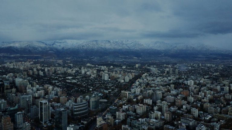 Dirección Meteorológica pronostica aguanieve para sectores del Gran Santiago