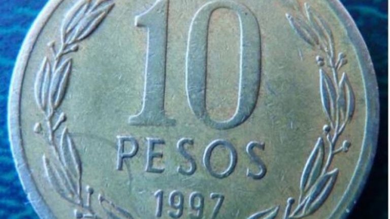 Continúa en circulación: Esta es la moneda de $10 pesos más cara de Chile que se vende hasta en $18.000 pesos
