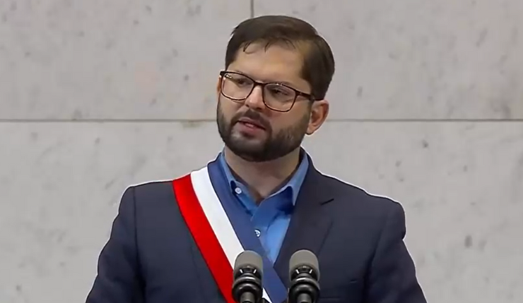 Con pensión mínima de $250 mil: Pdte. Boric anuncia reforma previsional y que “vamos a respetar cada peso