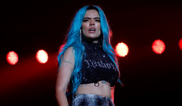 Karol G reclamó el uso de gases en su concierto: La policía ecuatoriana lo justificó
