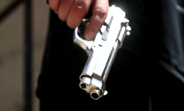 Continúa controversia: Gobierno avanza en proyecto de prohibición de armas