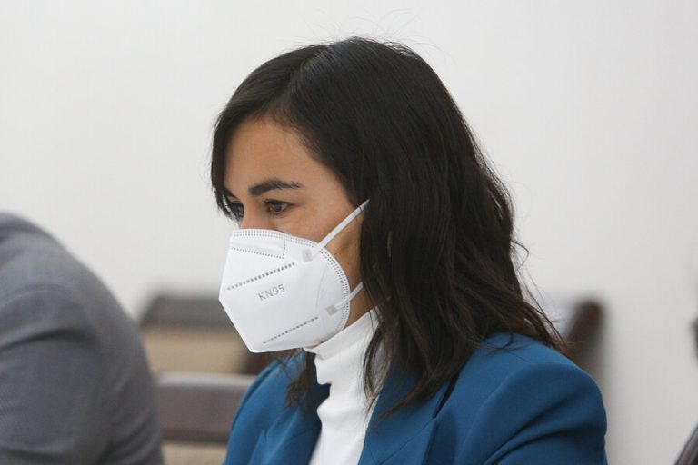 Partido Republicano pide el apoyo de Chile Vamos para acusación constitucional contra la ministra Izkia Siches