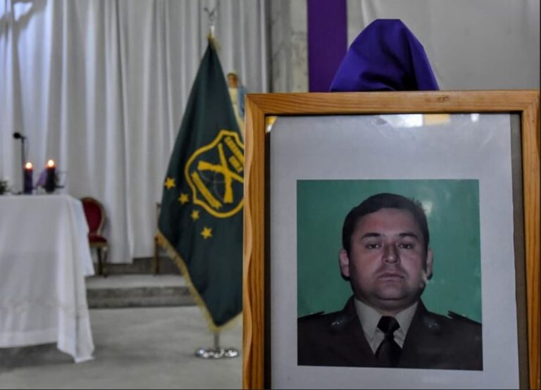 Gobierno despidió a abogado que faltó a audiencia de carabinero asesinado: Se había quedado dormido