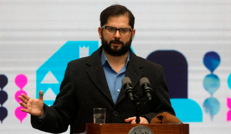 Cadem: Repunta la desaprobación al Presidente Gabriel Boric y su aprobación regresa al 40%