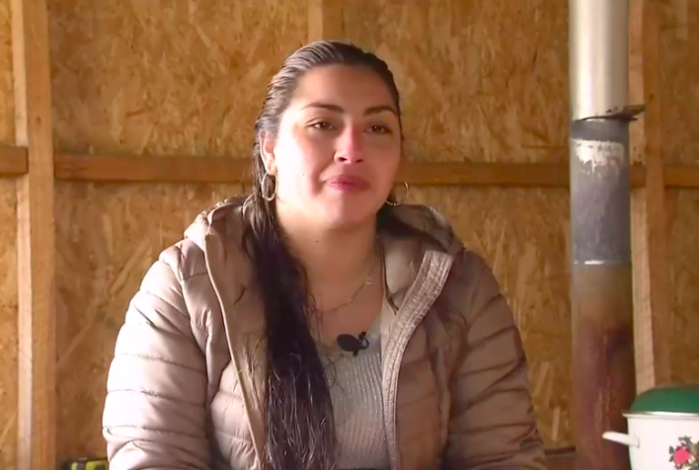 Fue víctima de VIF, se defendió y mató a su pareja: Buscan evitar condena por parricidio