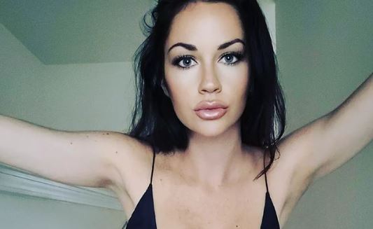 Profesora que se dedicó al contenido de OnlyFans confesó que quedó embarazada de ex estudiante en EE.UU.