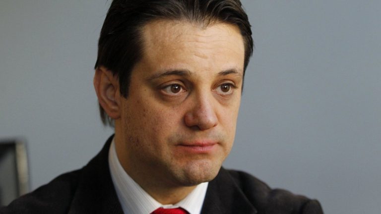 Diputado Gaspar Rivas presentará proyecto de ley que permita a civiles portar armas de fuego