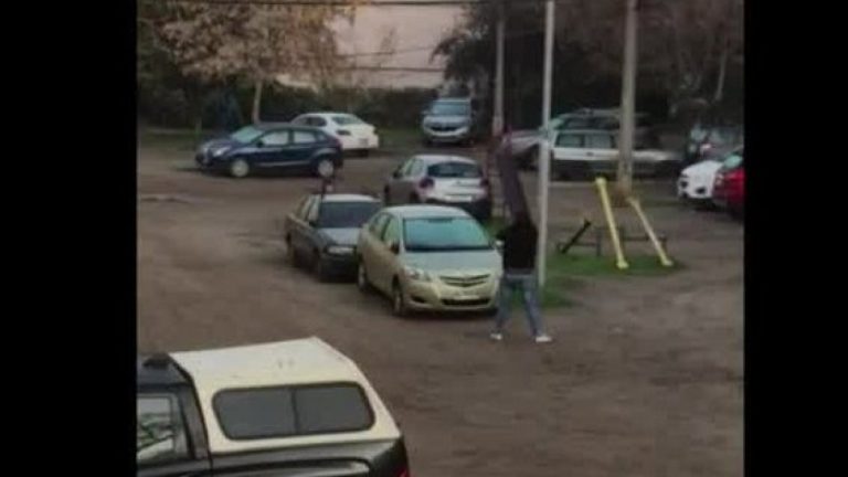“¡Somos la policía, compadre! ¡Baja la pistola!”: Surge nuevo video del tiroteo entre sujeto fallecido y la PDI en la Villa Olímpica