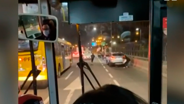 Intimidaron a un padre y su bebé: Adolescente de 14 años fue detenido tras cometer tres encerronas