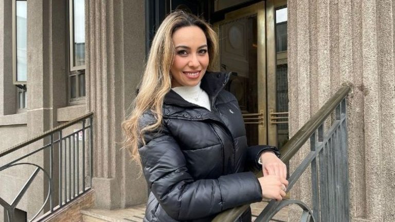 ¡Con pasado en televisión! Conoce a María José Gutiérrez la voz en off de El Último Pasajero