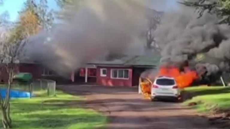 En la Araucanía: Queman fundo de Juan Sutil en ataque incendiario