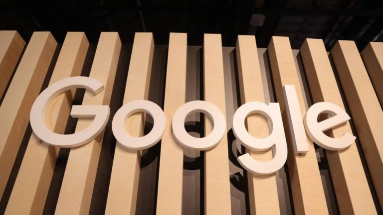 ¡Lo despidieron tras sus dichos! Ingeniero de Google aseguró que programa LaMDA cobró conciencia propia y es capaz de sentir