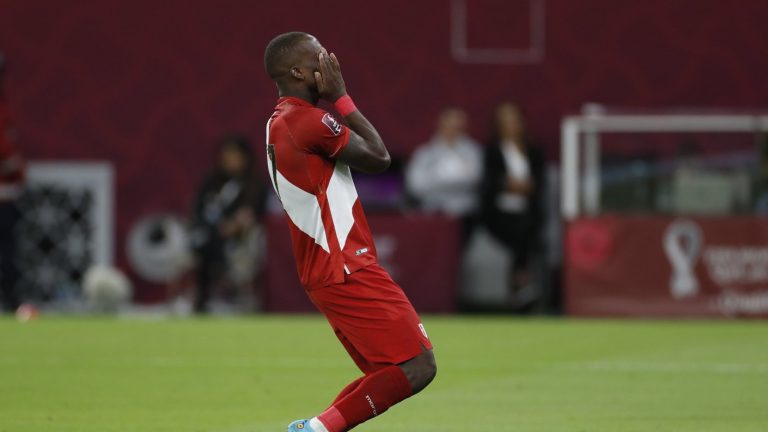 Aseguran que dos jugadores peruanos se pelearon a combos tras la eliminación ante Australia