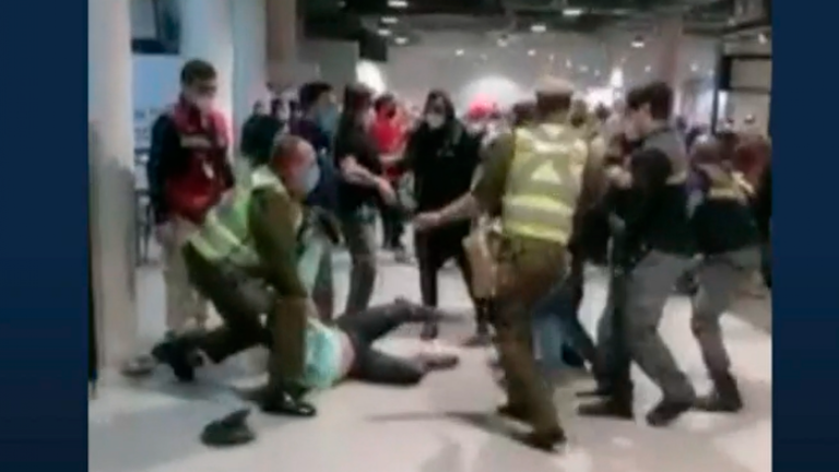 Riña en Aeropuerto de Iquique terminó con un carabinero agredido y siete detenidos