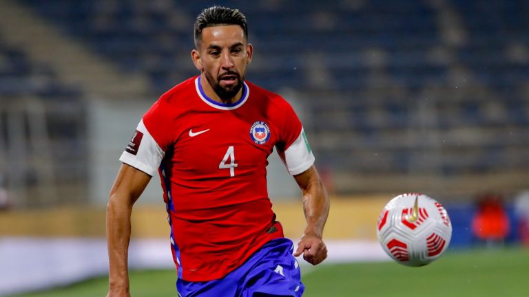 Flamengo libera a Mauricio Isla y le deja el camino libre para fichar por Universidad Católica