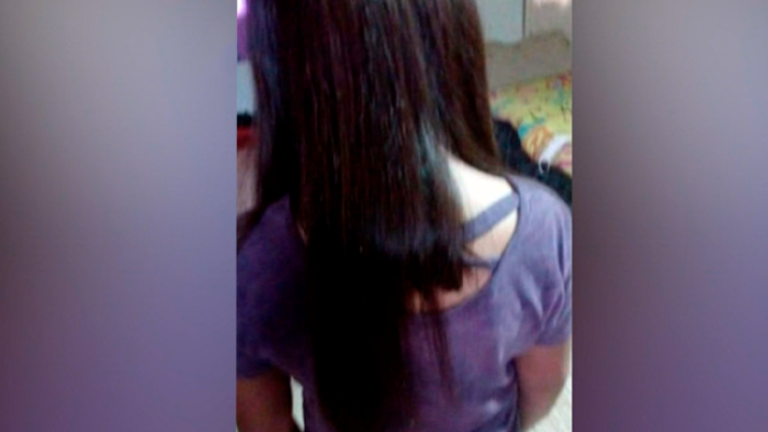 Grave caso de bullying: Compañeros de curso cortaron el pelo a niña de ocho años
