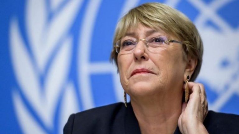 ¡No podrá votar en el plebiscito! Michelle Bachelet cambió sus domicilio electoral a Suiza