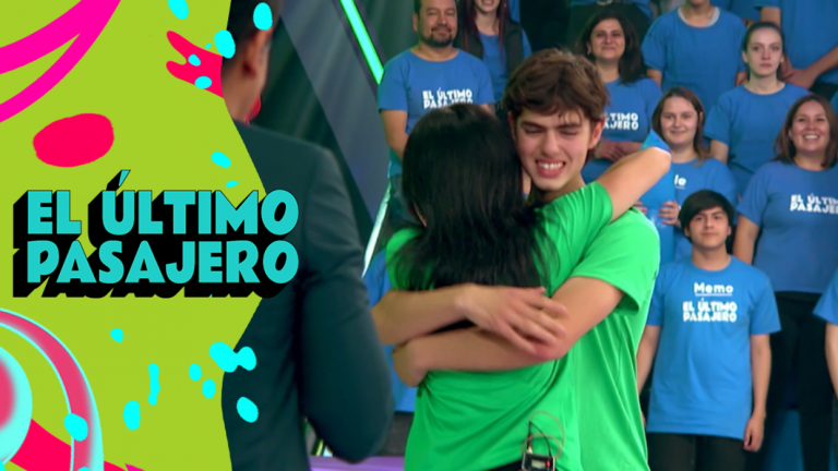 “Estamos pololeando”: Estos estudiantes llenaron de romance el ambiente de El Último Pasajero