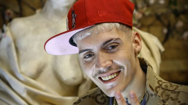 El singular agradecimiento de Marcianeke a Anuel tras concierto en Movistar Arena