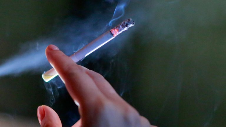 ¿Decidiste eliminar el cigarrillo? Experto indica 5 métodos para dejar de fumar y cómo enfrentar la abstinencia