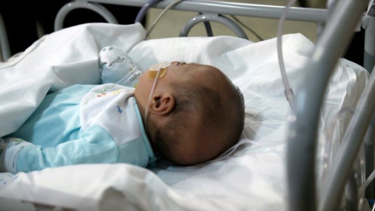 Virus respiratorios: ¿Cómo prevenir contagios y en qué momento se debe acudir a urgencias?