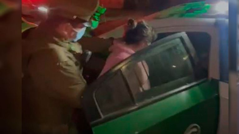 Mujer denunció que fue secuestrada y torturada junto a su guagua de 8 meses por ex pareja en San Antonio