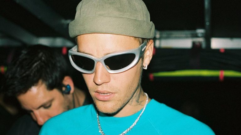 Justin Bieber reaparece en público por primera vez tras anunciar que padece parálisis facial