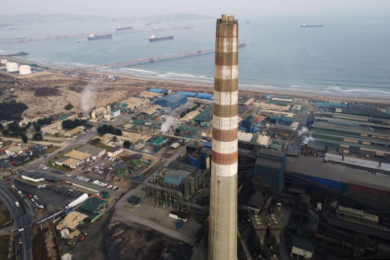 Codelco informó que fundición Ventanas retomará sus operaciones después de 25 días paralizada