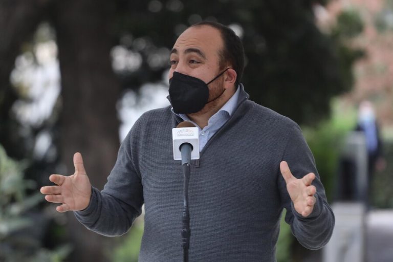 Fuad Chahín hará campaña por el Rechazo, pese a definición de la DC: 
