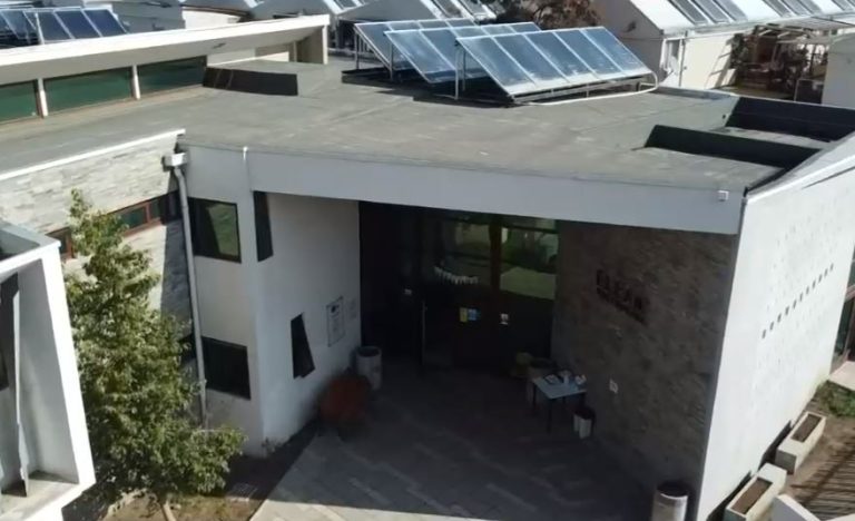 Se les acusa de malos tratos: Surgen graves denuncias contra hogar de ancianos en Huechuraba