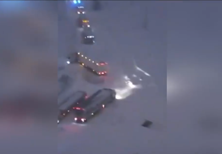 Cerca de 250 camiones quedaron atrapados en el paso fronterizo Los Libertadores en medio del temporal