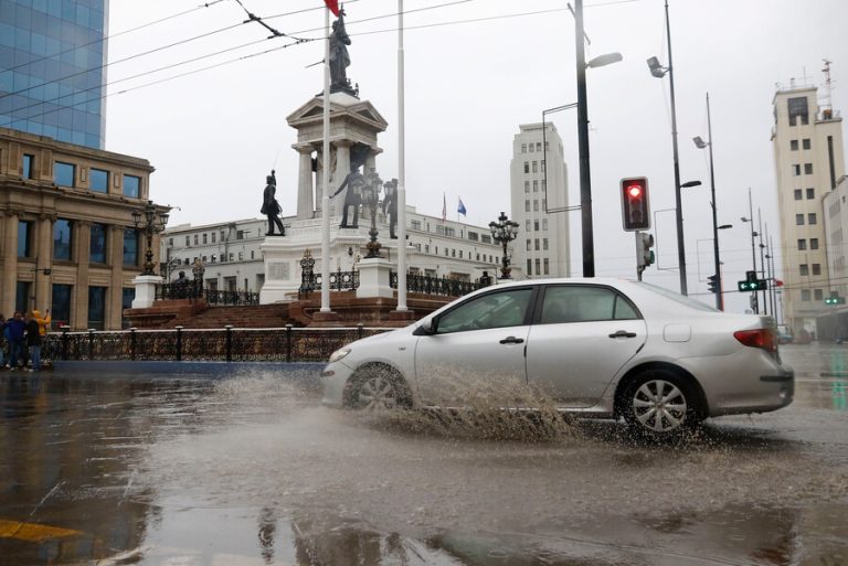 De deslizamiento de tierra a calles inundadas: Los graves daños que ha dejado el intenso temporal