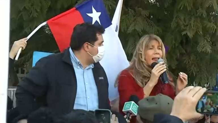 Con Rincón y Walker en campaña por el Rechazo: Aumenta interés por nuevo texto constitucional