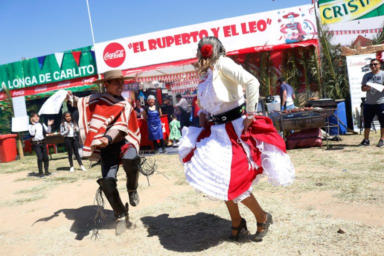 Fondas podrían volver con aforo limitado tras dos años de receso por la pandemia