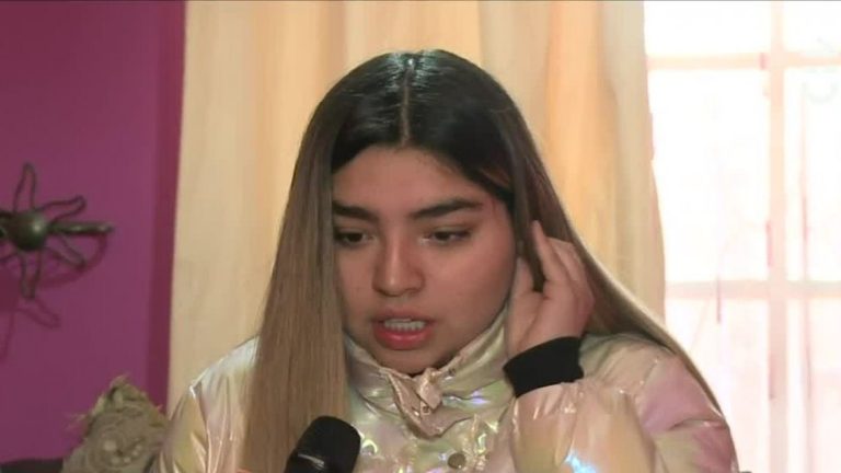 “Mi tía iba caminando por la calle cuando vio un codo (...) Era mi mamá”: El crudo relato de joven que investiga la extraña muerte de su mamá